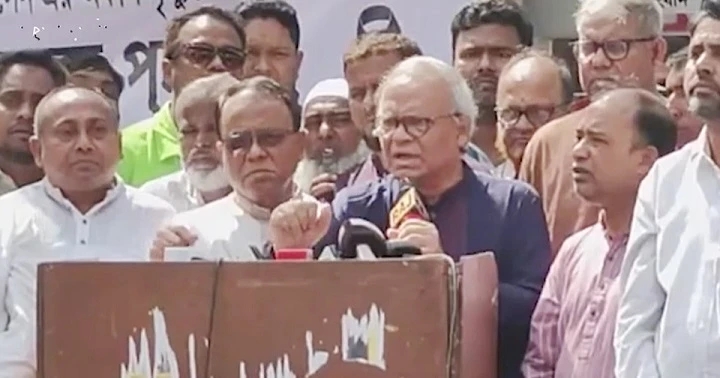 কখনো আশা করিনি ড. ইউনূসের আমলে শিক্ষকদের রাস্তায় বসতে হবে: রিজভী