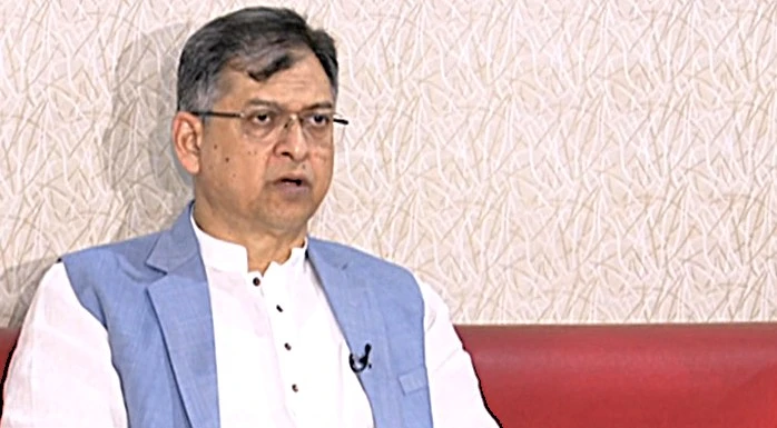 ড. ইউনূসের দ্বৈত ভূমিকায় ‘স্বার্থের সংঘাত’ বলছেন সালাহউদ্দিন