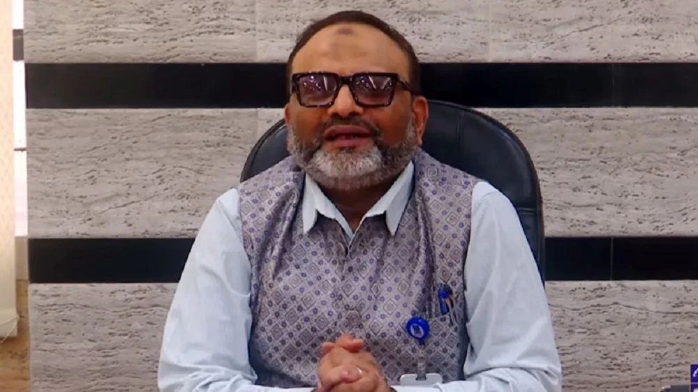 পদত্যাগ করলেন ঢাকা বিশ্ববিদ্যালয়ের ভিসি